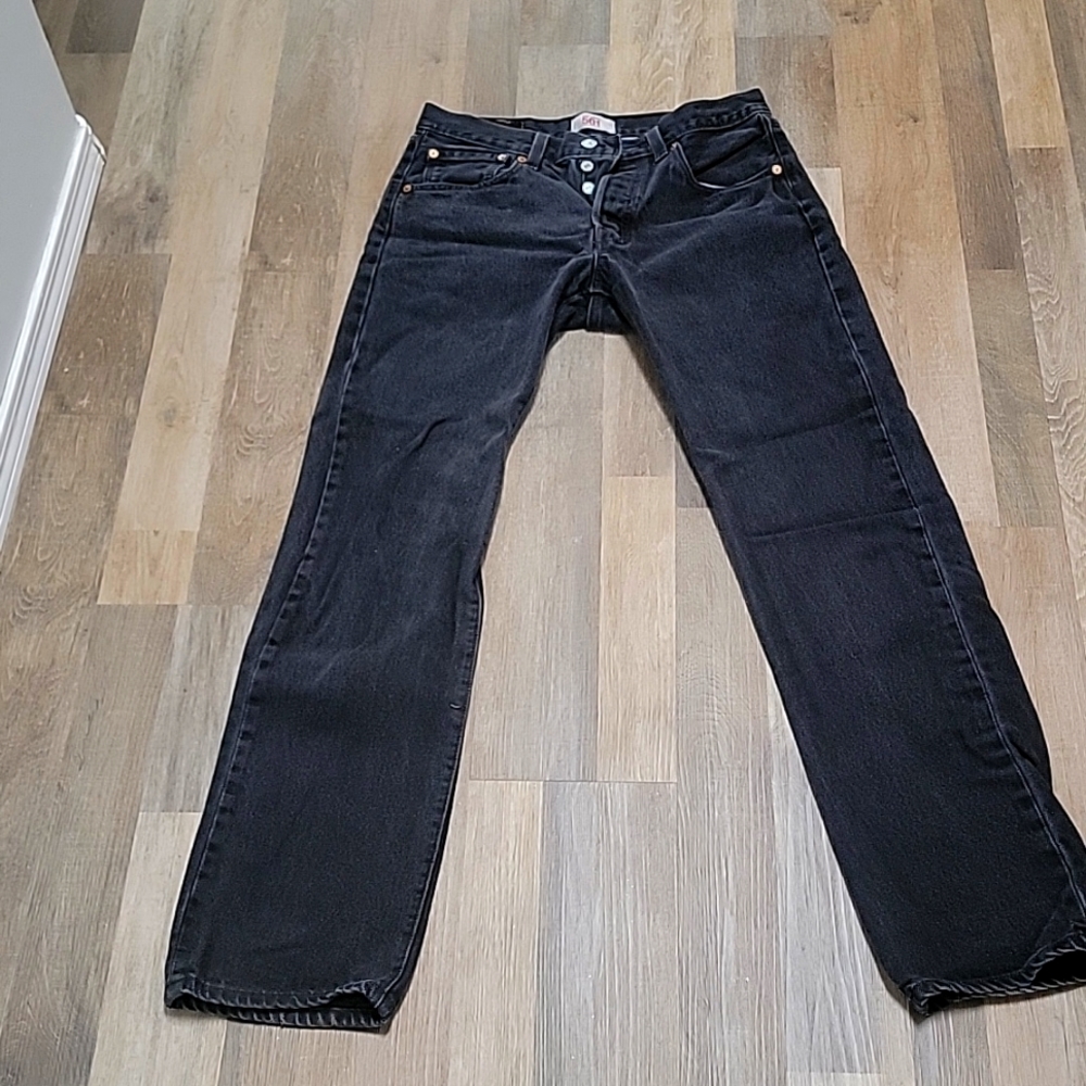 Black Levi's 32×34, 501 original button fly